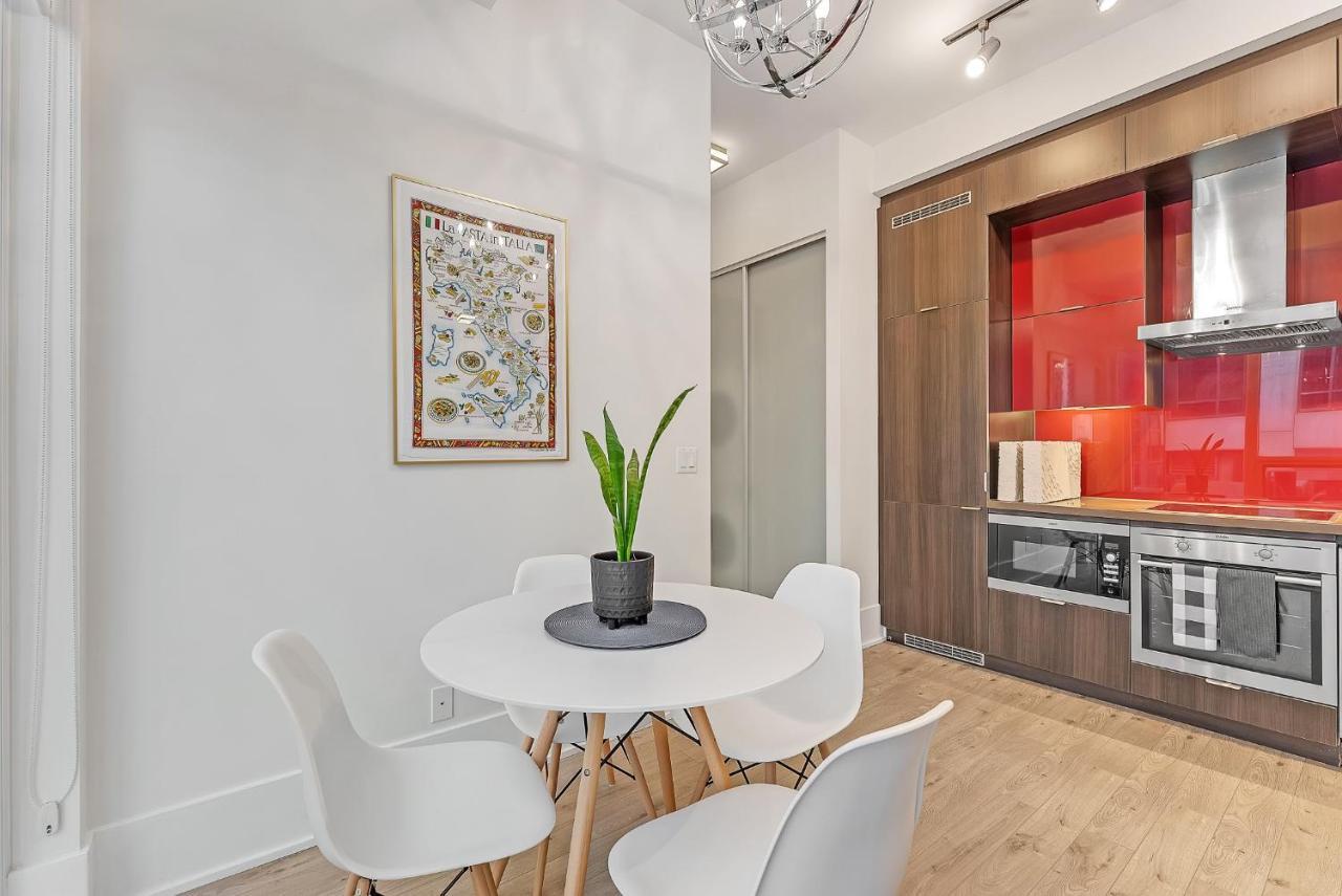 Апартаменти 2Br 2Bth Apt-Rogers Center-Cn Tower-Free Parking Торонто Екстер'єр фото