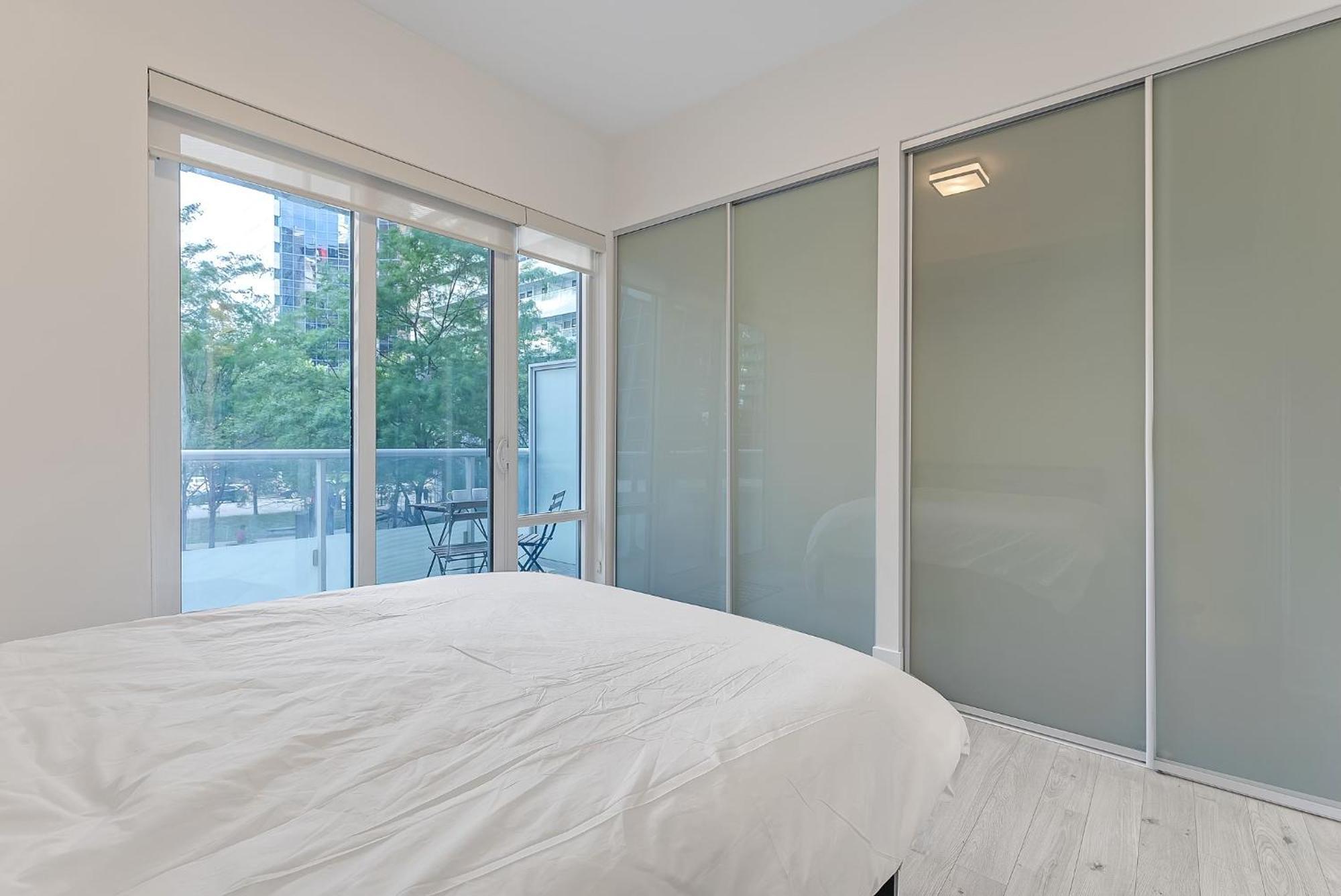 Апартаменти 2Br 2Bth Apt-Rogers Center-Cn Tower-Free Parking Торонто Екстер'єр фото