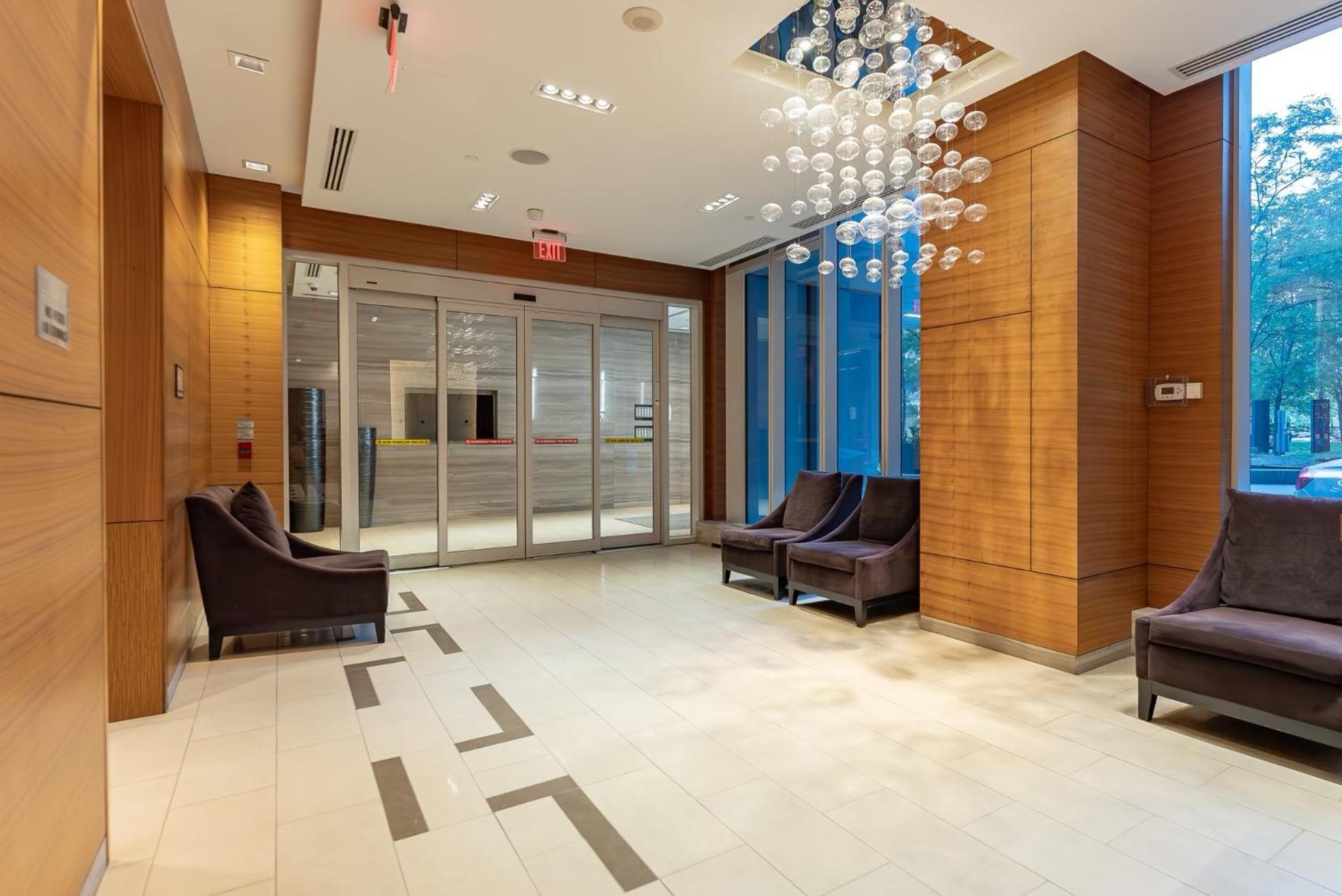 Апартаменти 2Br 2Bth Apt-Rogers Center-Cn Tower-Free Parking Торонто Екстер'єр фото